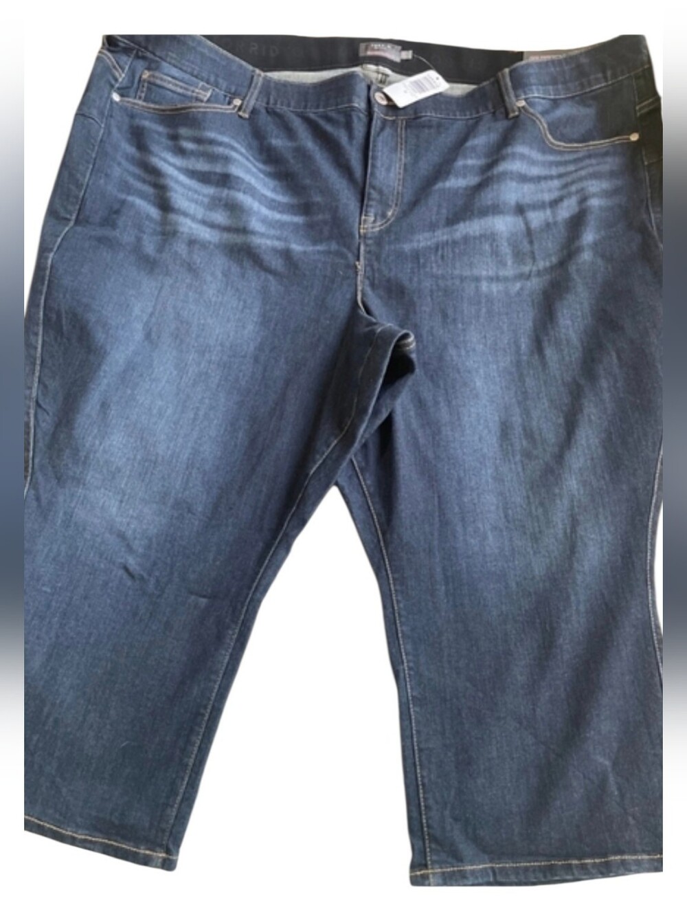 NWT Torrid Size 30 Crop Bombshell Skinny Jeans Stretchy